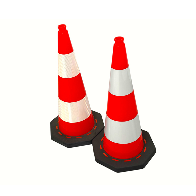 High-Visibility Octagon-Base PVC Traffic Safety Cone with Superior Wind Resistance and Stability High-Visibility Octagon-Base PVC Traffic Safety Cone with Superior Wind Resistance and Stability