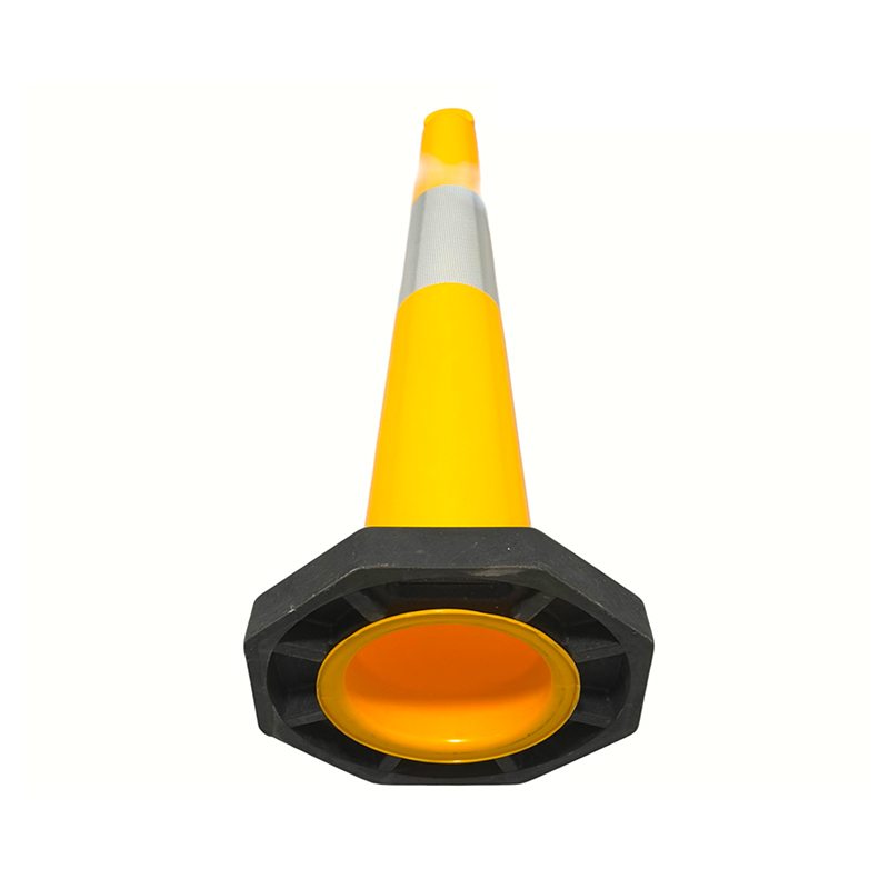 Portable T-TOP High-Flexibility PVC Traffic Cone for Construction Perimeters Portable T-TOP High-Flexibility PVC Traffic Cone for Construction Perimeters