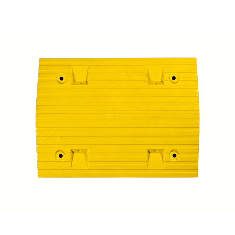 Double-Link Widened And Reinforced Rubber Speed Bumps