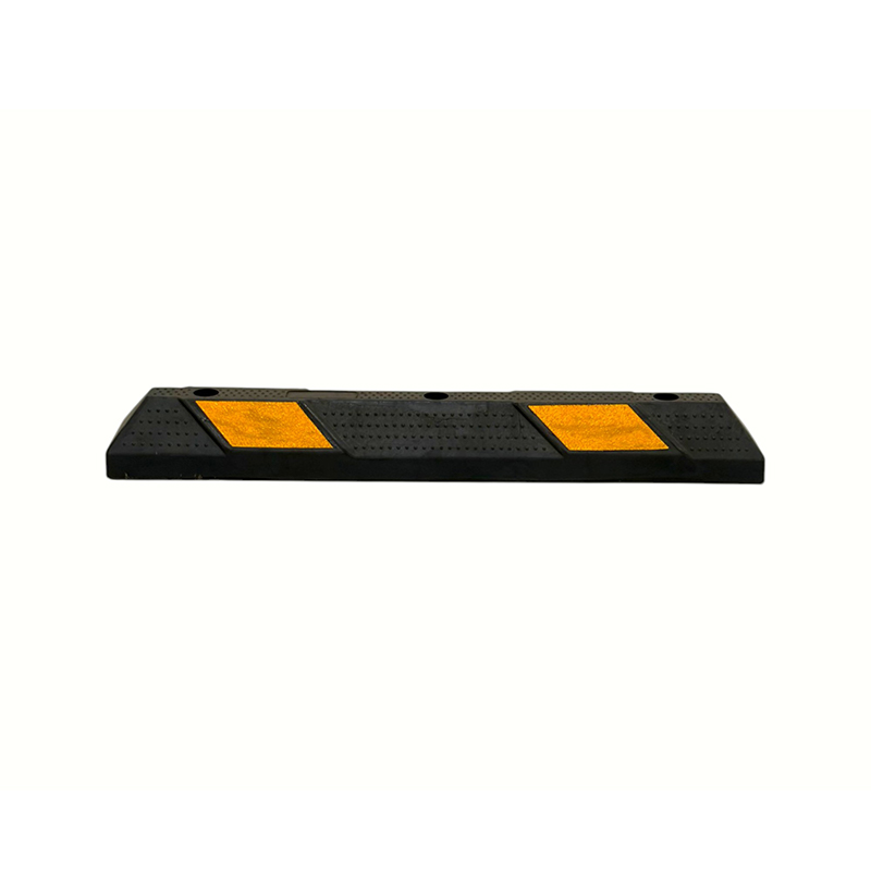 Large-area Reinforced Rubber Wheel Stops With Double Reflective Patches