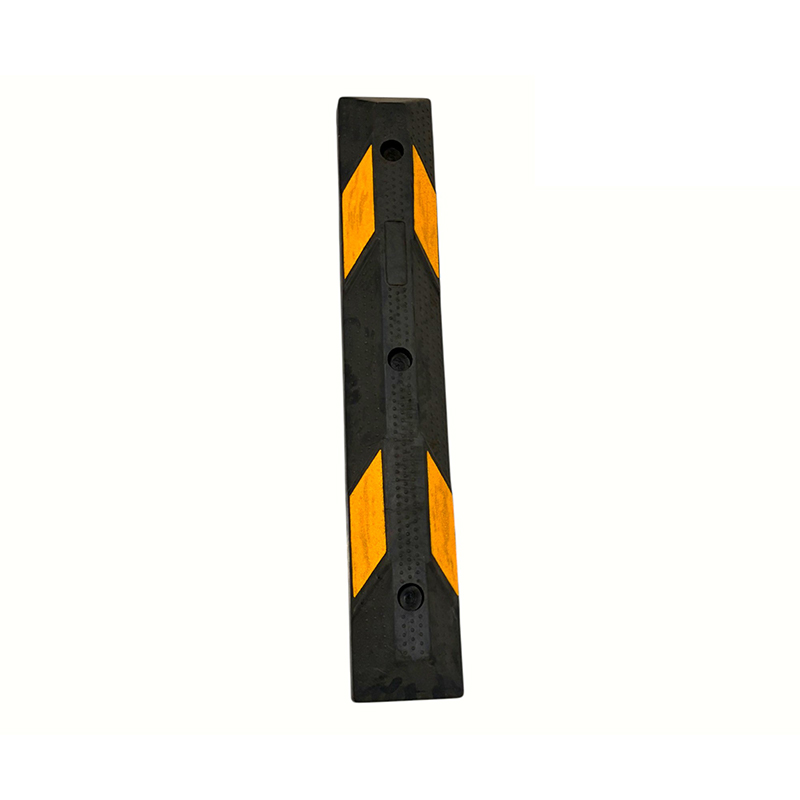 Large-area Reinforced Rubber Wheel Stops With Double Reflective Patches