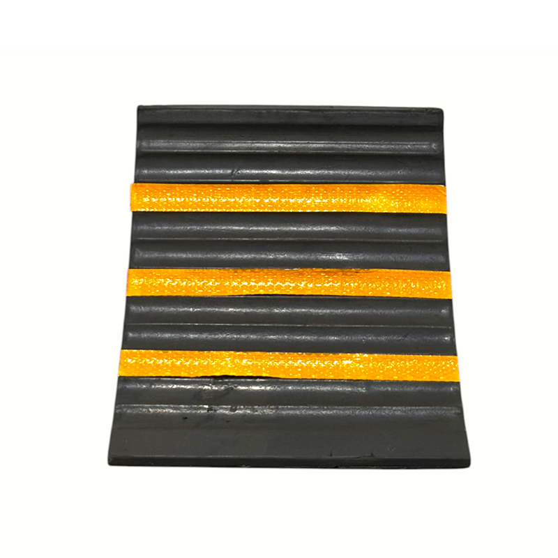Triangular Reinforced Anti-Slip Rubber Wheel Stops (with Integrated Handle) Triangular Reinforced Anti-Slip Rubber Wheel Stops (with Integrated Handle)