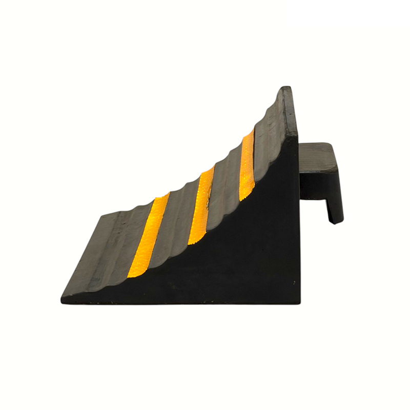 Triangular Reinforced Anti-Slip Rubber Wheel Stops (with Integrated Handle) Triangular Reinforced Anti-Slip Rubber Wheel Stops (with Integrated Handle)