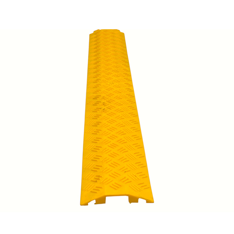 Flat Anti-Tripping Design Lightweight Insulated Indoor Cable Floor Cover Flat Anti-Tripping Design Lightweight Insulated Indoor Cable Floor Cover