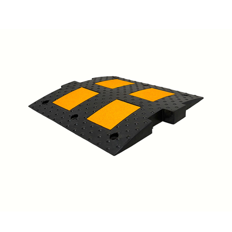 European Standard High-Density Modular Interlocking Rubber Speed Bumps