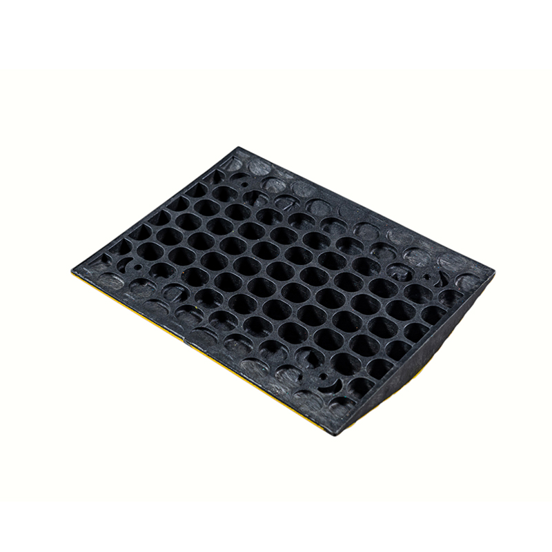 Double-Link Widened And Reinforced Rubber Speed Bumps