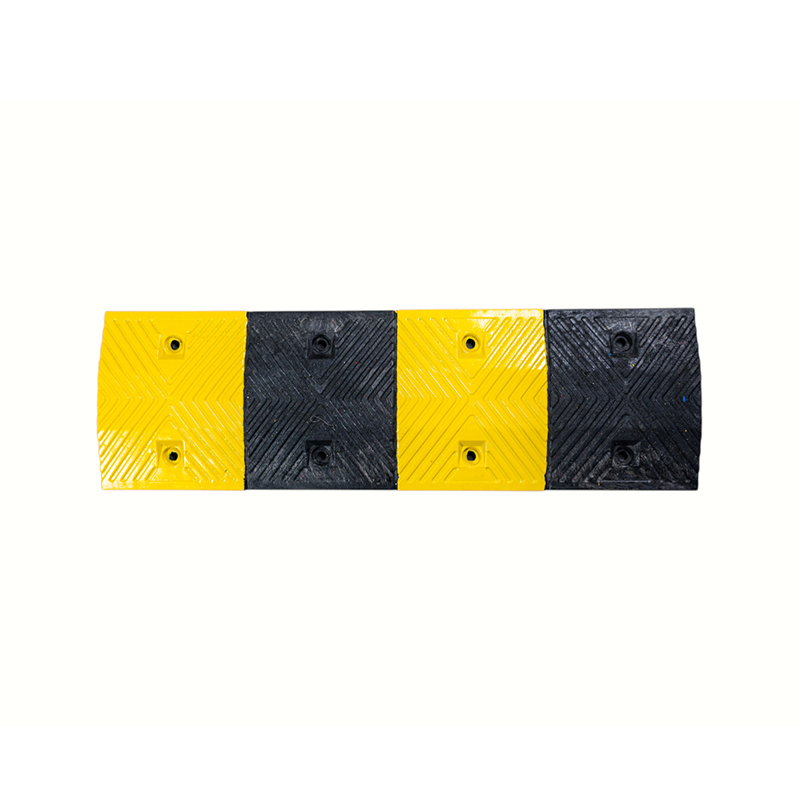 Double-Link Widened And Reinforced Rubber Speed Bumps