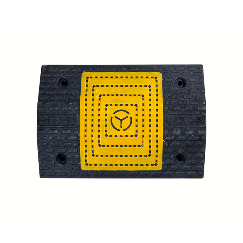 Double-Link Widened And Reinforced Rubber Speed Bumps