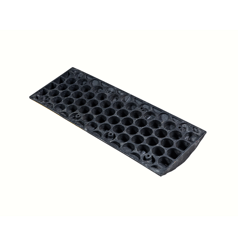 Double-Link Widened And Reinforced Rubber Speed Bumps