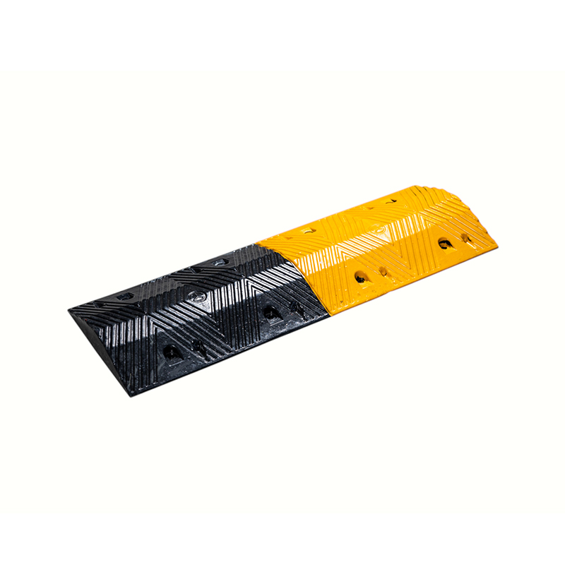 Double-Link Widened And Reinforced Rubber Speed Bumps
