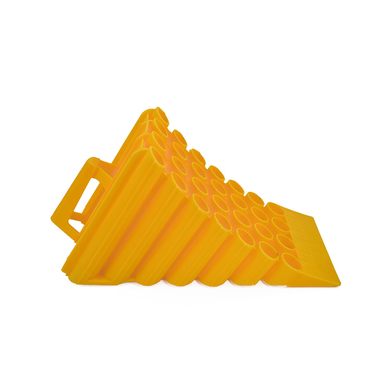 High-Grip Triangular Design Heavy-Duty Anti-Slip Rubber Wheel Stops