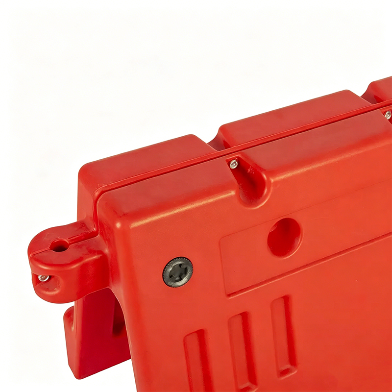 Low-Profile Water-Filled Plastic Traffic Barrier Low-Profile Water-Filled Plastic Traffic Barrier