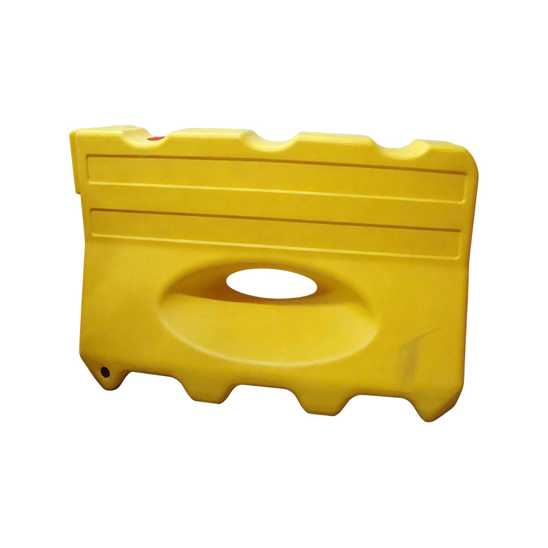 Interlocking Water-Filled Plastic Traffic Barrier for Road Safety Interlocking Water-Filled Plastic Traffic Barrier for Road Safety